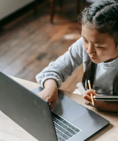 Pexels Katerina Holmes 5905968